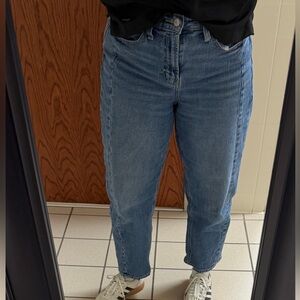 Old Navy High Waist Barrel Ankle Jeans